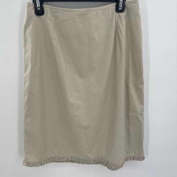GAP Dresses & Skirts - GAP KHAKI KNEE LENGTH SKIRT